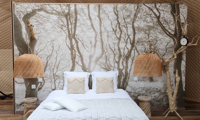 La Chapelle-du-Fest Cabin | Magnificent dome with private jaccuzi