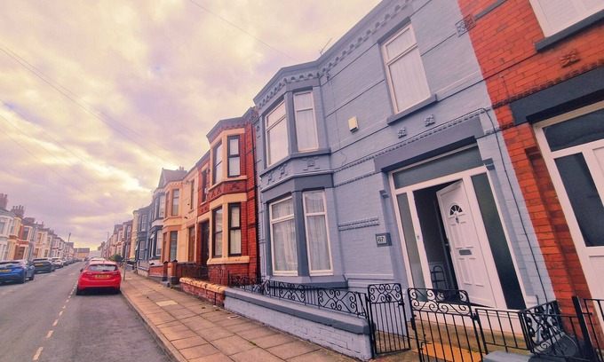 Anfield House | Magnificent Home by Liverpool Football Stadium
