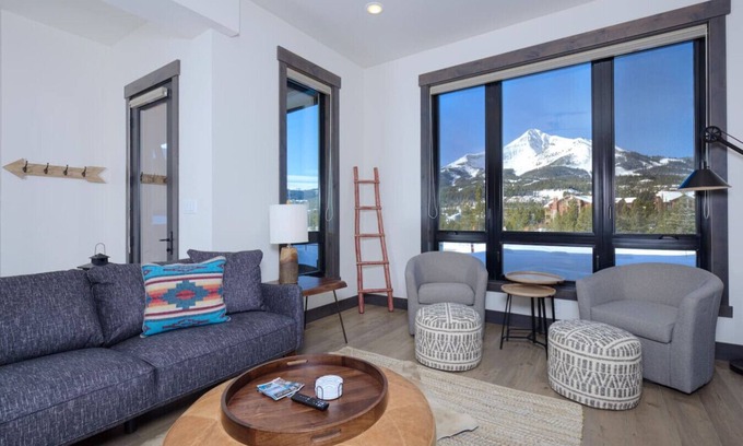 Big Sky Condo | Magnificent Home, Views of Lone Peak, Hot Tub