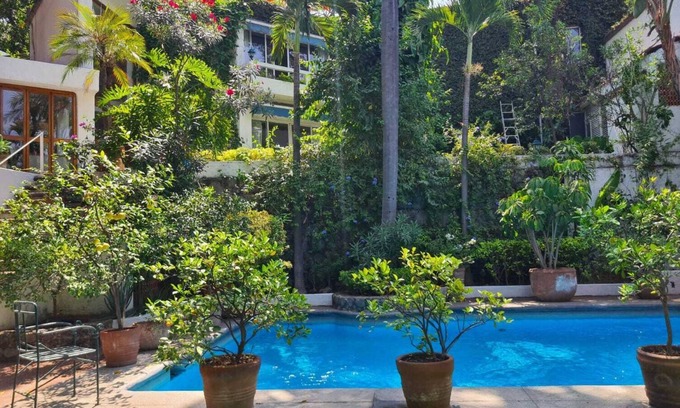 Cuernavaca House | Magnificent house in Cuernavaca with pool and garden