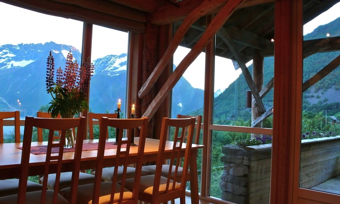 Urke Cabin | Magnificent landscape, fjords and mountains and an unic sommer house.