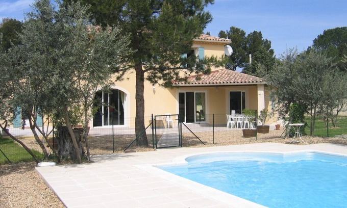Sablet Villa | Magnificient and modern house. Heart of Provence. Air conditioning.