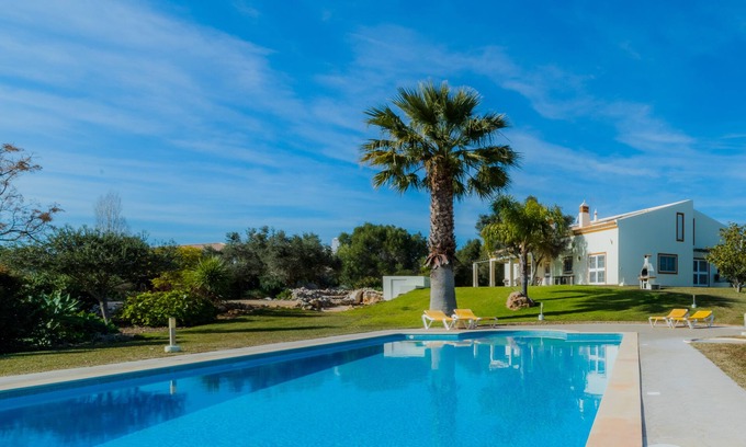 Portimao Villa | MAGNOLIA - heated* pool - Beach/Golf 3 miles – Ecolog Park -Relax-Very Spacious