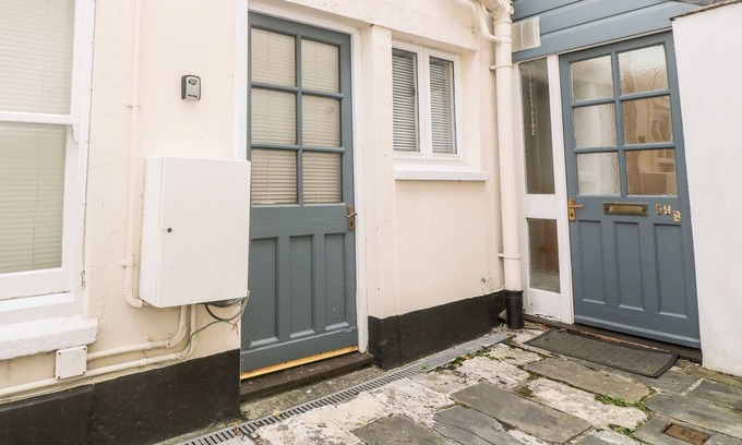 Mabe Cabin | Maia House