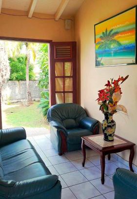 Anse-Bertrand House | Maison charmante avec jardin cloture a Anse Bertrand