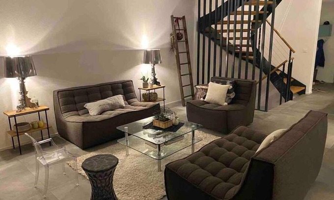 Chavannes-le-Veyron House | Maison contemporaine avec vue sur le Mont Tendre