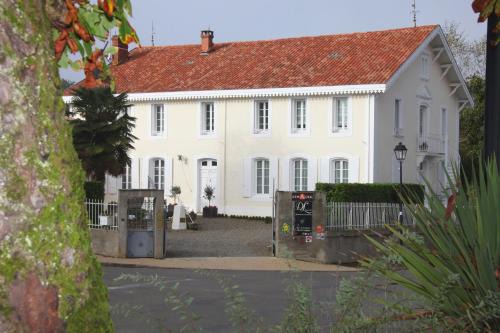 Hontanx Bed & Breakfast | Maison d'Hôtes Lassaubatju