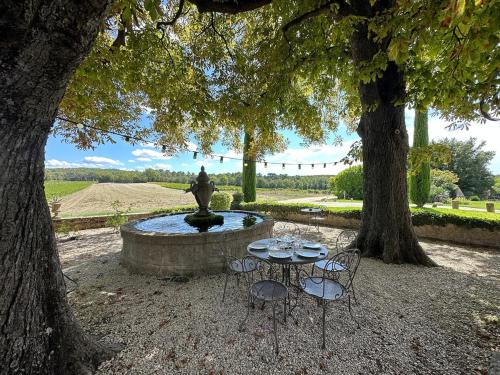 Rognes House | Maison des Fontaines - Terrasse & vue sur vignoble, proche Aix-en-Provence 5 personnes - Domaine Viticole Château de Barbebelle, Rognes, Provence