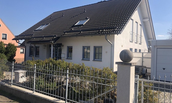 Chemnitz Apartment | Maison Euba am Zeisigwald