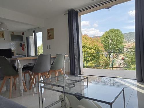 Malaucene House | Maison individuelle plein centre avec jardin ,au pied du Mont Ventoux