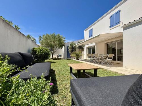 Saint-Pierre-d'Oleron House | Maison neuve 8 pers. avec terrasse, 600m de la plage, La Cotinière, Saint-Pierre-d'Oléron - FR-1-246A-185
