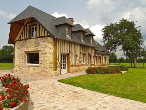 Crouttes House | Maison traditionnelle avec jardin, animaux admis, WIFI et équipements tout inclus - FR-1-497-19