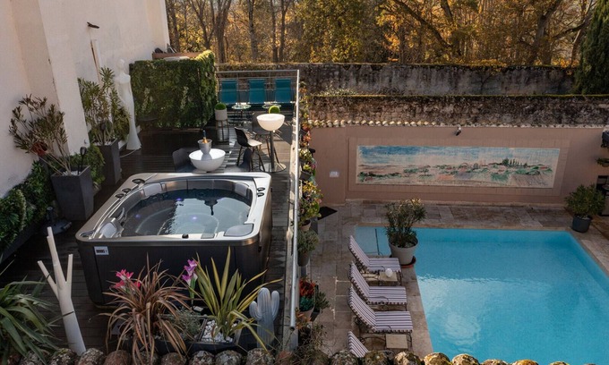 Terraube Villa | MaisonToscane 5* with AC - heated private pool, jacuzzi, billiards