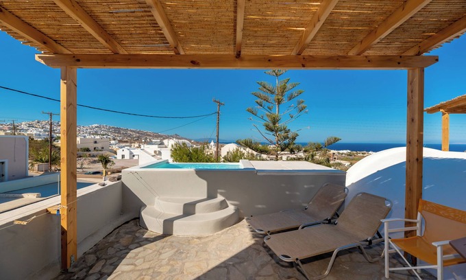 Karterados Hotel | Maistros Village