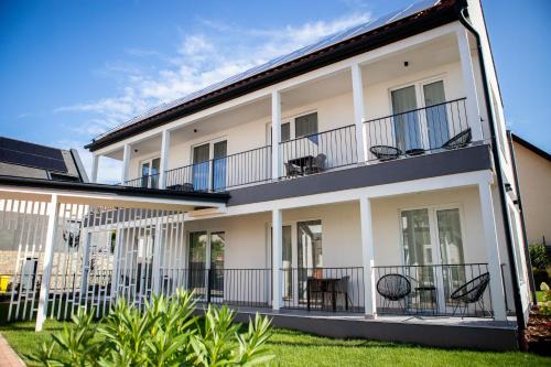 Tihany Apartment | Major Apartmanház