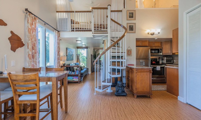Kahuku Condo | Makani Moana Loft - Golf Course View - North Shore - Sleeps 2