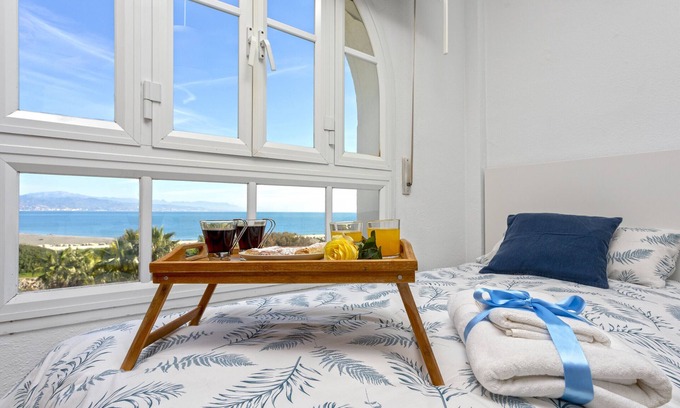 Guadalmar Apartment | -MalagaSunApts-WEST Malaga Amazing SeaView Guadalmar