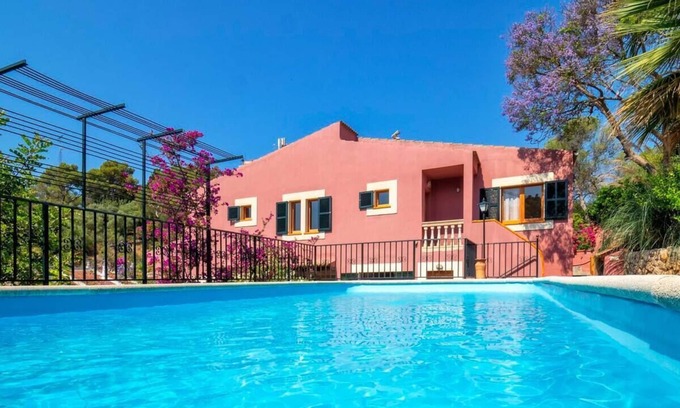 Portals Nous Apartment | Mallorca Holiday Home 100m from the beach
