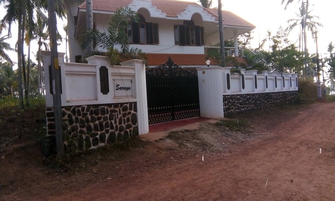 Thiruvananthapuram House | Manged & Maintained by a British couple. First Floor of a beautiful Villa.