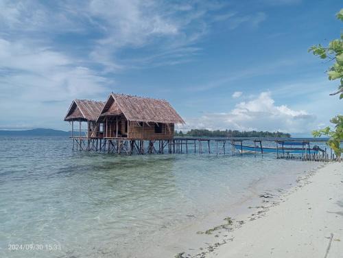 Raja Ampat House | Mangkara Guest House