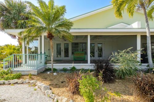 Sanibel House | MangoesDuplex