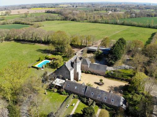 Plouagat House | Manoir de Fornebello 16e siècle - Gites avec piscine