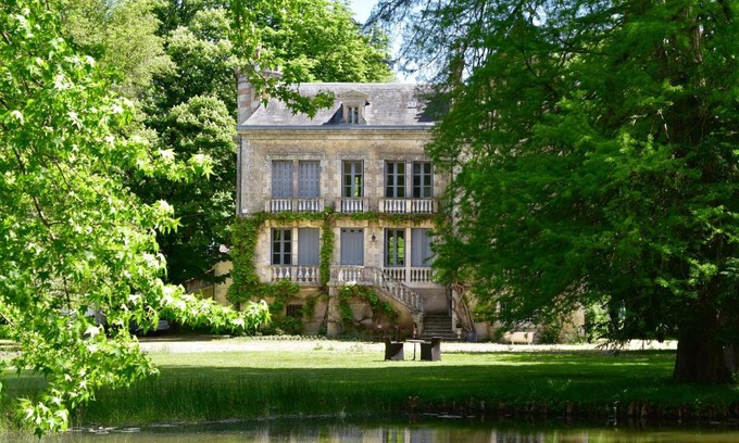 Benon Bed & Breakfast | Manoir de Plaisance