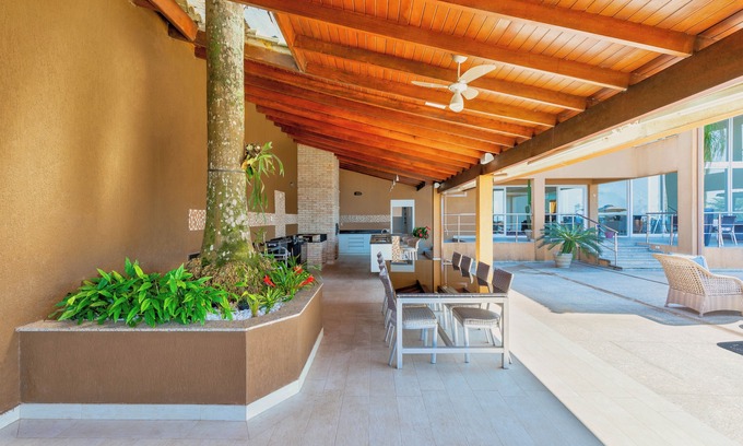 Jardim Praiano House | Mansion in Guarujá with the most beautiful view of the city to the ocean