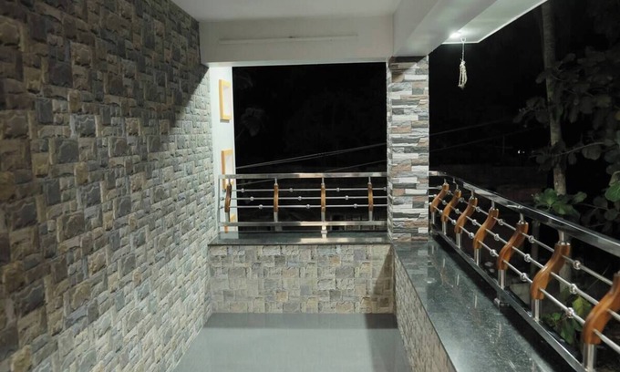 Thiruvananthapuram House | Mansion Luxury ServiceVillan