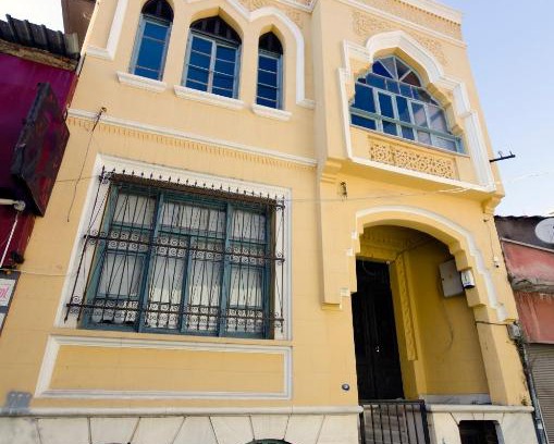 Konak Apartment | Mansion with Lemon Tree