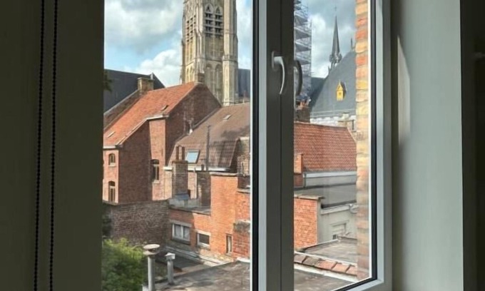 Ieper Hotel | Manteka Logies