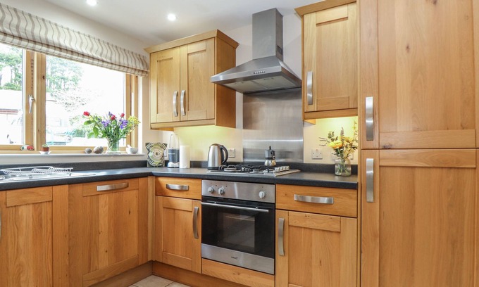 Maenporth Cottage | Maple