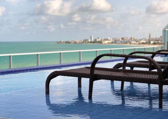 Cabedelo Apartment | Mar Bello Plaza com TV 50p e Netflix