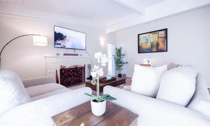 Palo Alto House | @ Marbella Lane - Modern Rustic Cabin Design Home