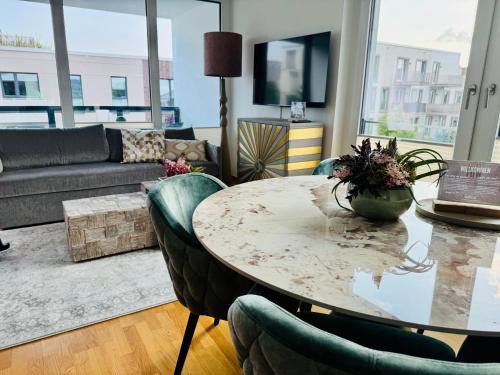 Edinghausen Apartment | Marie Curie Suite im Wissenschaftspark