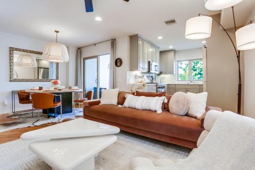 Beach Barber Tract House | Marine Dream