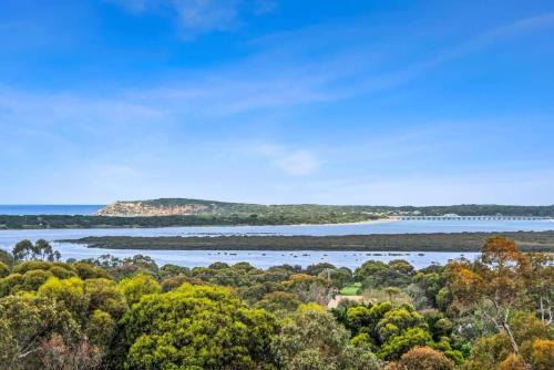 Ocean Grove Apartment | Mariners Retreat Unrivalled Ocean and River Views