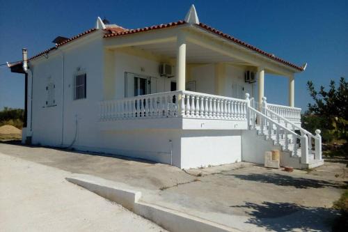 Pylos-Nestoras Villa | Marinis House
