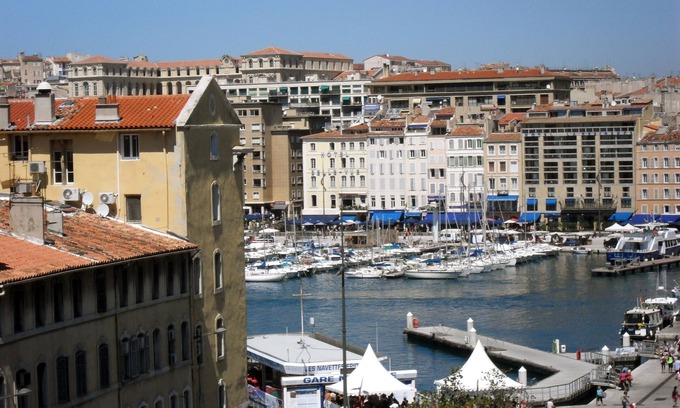 Opera Apartment | MARSEILLE VIEUX PORT: SPACIOUS & COZY DUPLEX APARTMENT