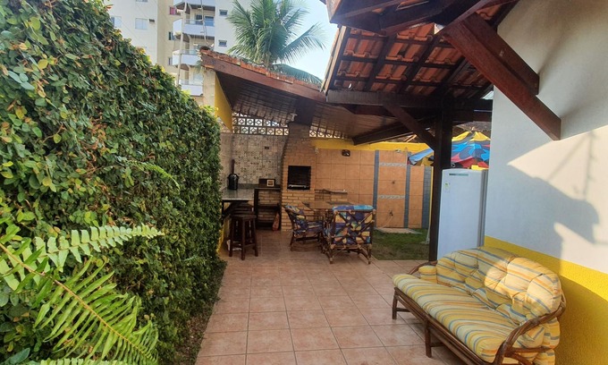 Martim de Sa House | Martin with barbecue, ceiling fan, above 8 people 50, daily