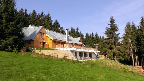 Bila Cabin | Masarykova chata na Beskydě