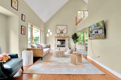 McGaheysville House | Massanutten retreat- hiking, river, waterpark, resort