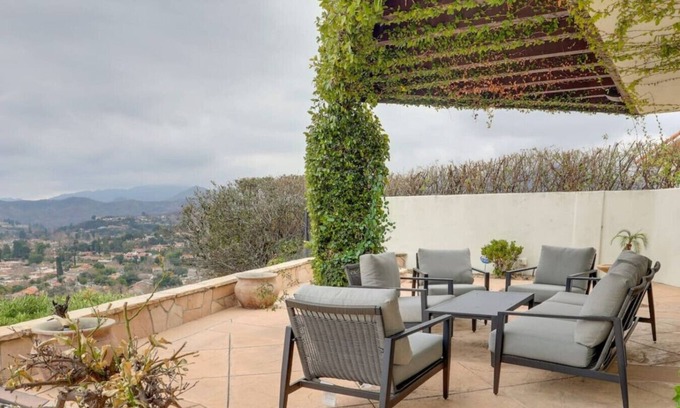 Westlake Village House | Massive 4 bedroom with perfect views!