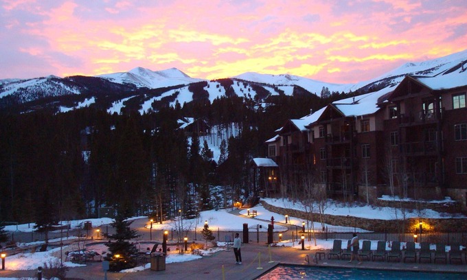 Four O'Clock Resort | Master Unit, Beautiful Luxury Ski in, Ski Out Resort