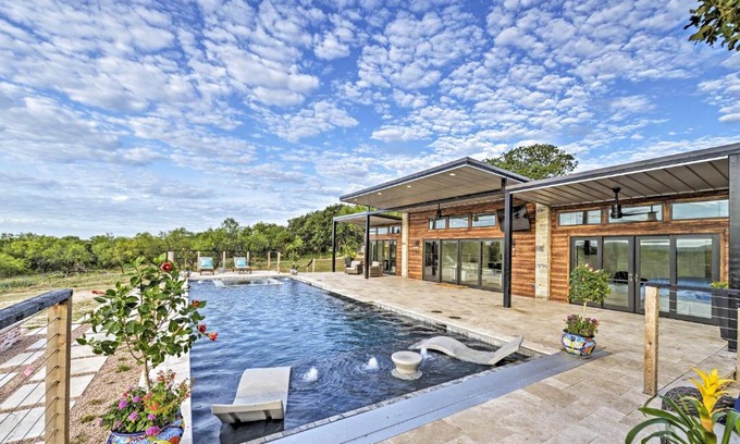 May House | May Ranch Retreat with Pool Outdoor Paradise!