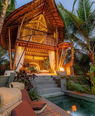 Melayang Villa | Maya Eco Retreat Bamboo Hotel