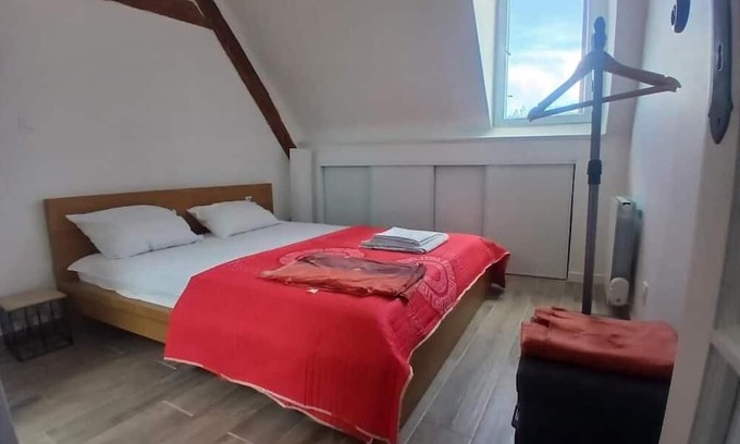 Herouville-Saint-Clair Apartment | Mbine Senghore