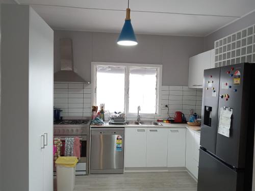 Cowes House | McKenzie road home