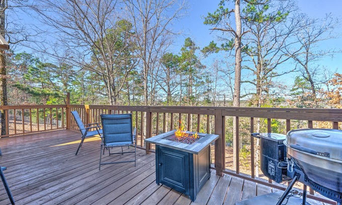 De Queen Apartment | Mel's Place