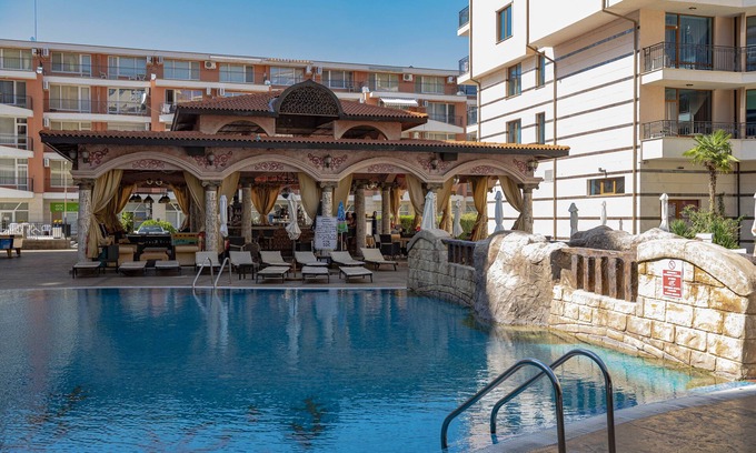 Sunny Beach Hotel | Menada Karolina Apartments